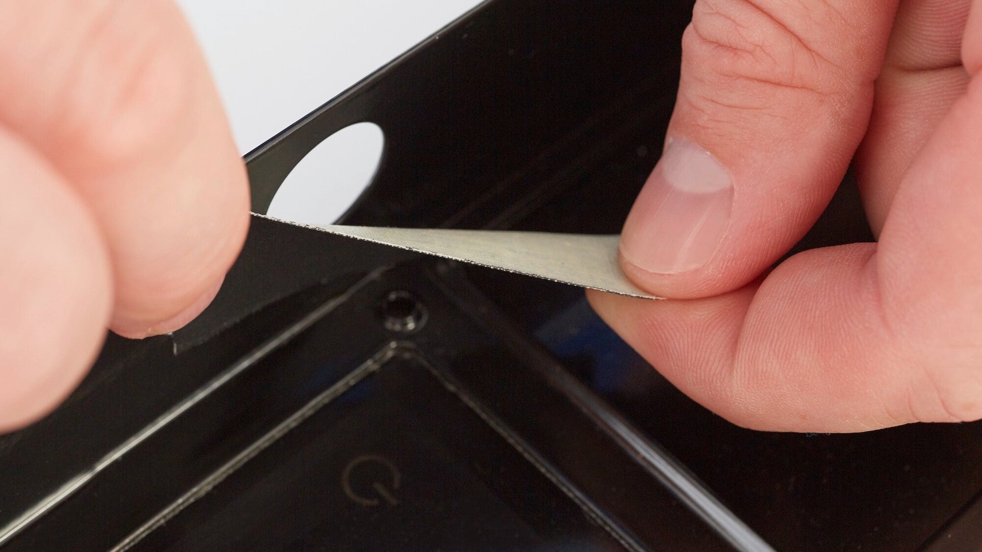 tesa® 4657 Temperature resistant acrylic paste coated cloth tape, grey, 15 mm x 50 m